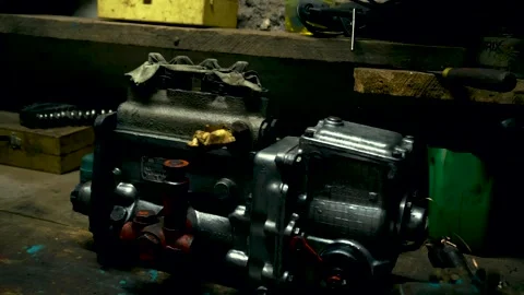 An old high-pressure diesel pump from a tractor Video stock 335207658