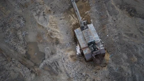 Old Historical Gold Dredge on gold mining Vídeo Stock 152997853