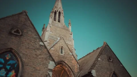 Old holbeach cemetry stone chapel Vidéo 143418759