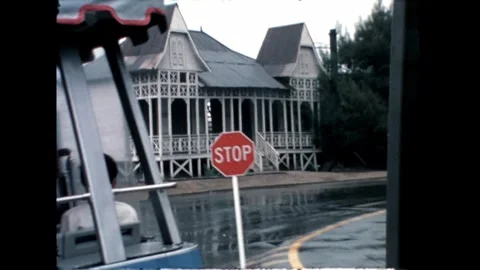 Old house on the corner Video stock 276289598