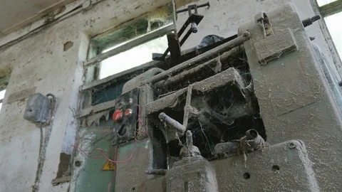 Old idle equipment, machine with dust and cobweb in manufactory, plant Stock Footage 85372393