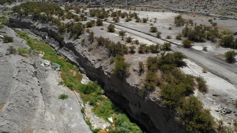 The old Inca trail at it pass along Atacama desert Andes mountains 스톡 동영상 117090392