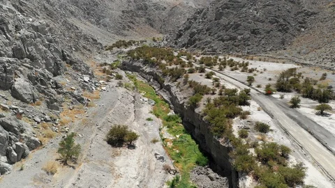 The old Inca trail at it pass along Atacama desert Andes mountains 스톡 동영상 117093820
