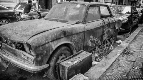 An old junk parked on the streets 스톡 사진