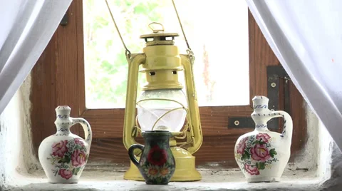 Old kerosene lamp Vidéo 37260285