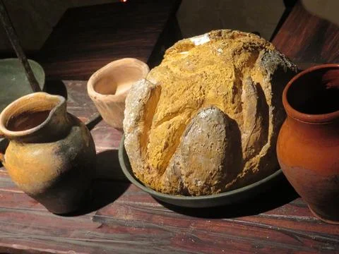 Old kitchen objects bread sourdough still life Stock-Fotos