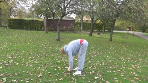 Old lady leans forward Stock Footage 88103563