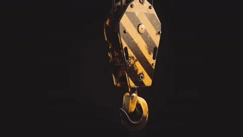 Old lifting metal crane hook Vídeo Stock 158385315