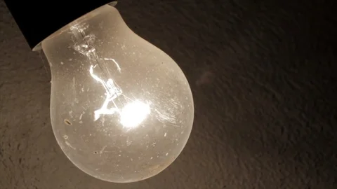 Old light bulb turned off 스톡 동영상 102035854