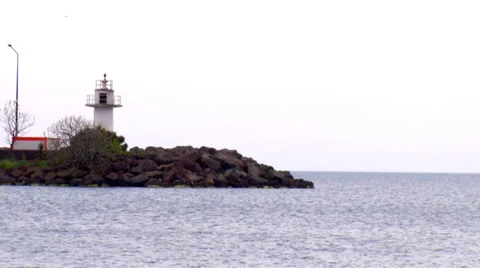 Old lighthouse on a grey afternoon Vidéo 37628682