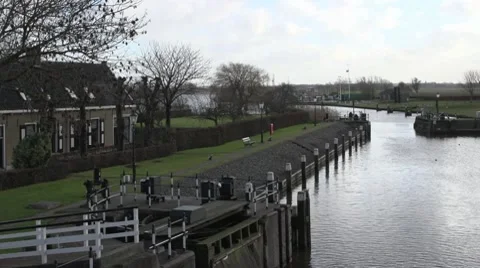 Old lock duch waterways Video stock 10597823