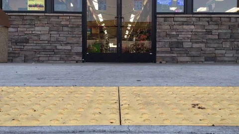 Old Man and a Store 4K Vídeo Stock 69876889