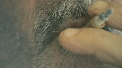 Old man smocking Video stock 25976144