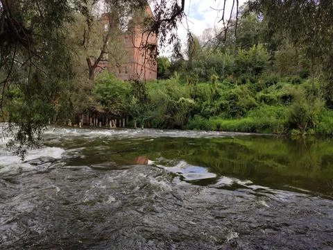 An old mill from the Second World War on the Protva River Stockfoto's