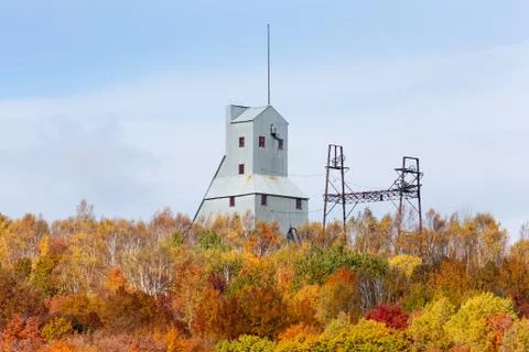 Old Mine Shaft House in Fall Foliage Stock Photos