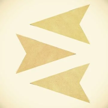 Old paper texture ,arrow tag recycled paper on white background Illustrazione stock