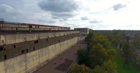 Old plant with broken windows Video stock 68229363