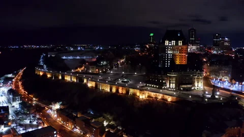 Old Quebec dolly in to empty Dufferin Terrace place during the curfew Video stock 146962751