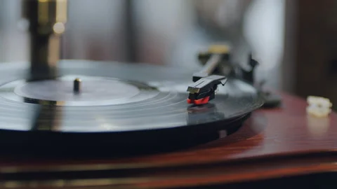 Old record player in a Chinese room Video stock 140970182