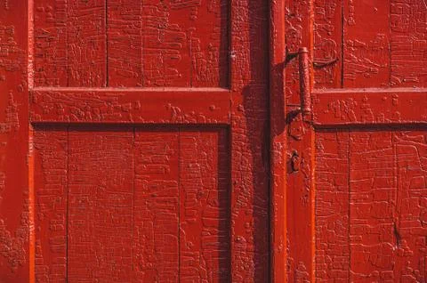 Old red door Фото