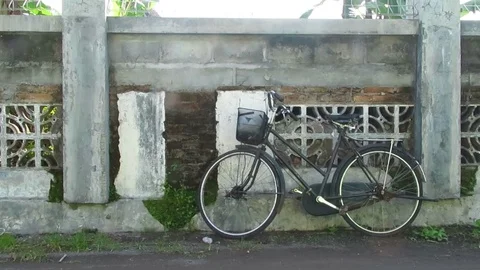 Old retro bicycle Stock Footage 106229677