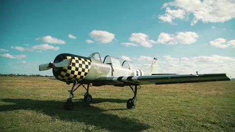 Old retro plane Stock Footage 147715308