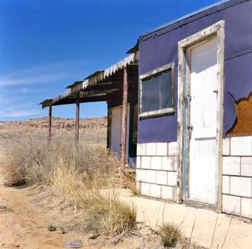 Old ruin in a ghost town Stock-Fotos