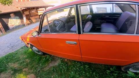Old Russian car parked inside Mecavnik or Drvengrad in Mokra Gora. Видео 166069044