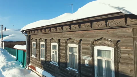 Old Russian village in winter Video stock 101079250
