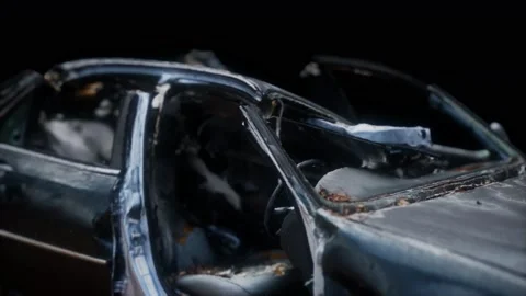 Old rusted crushed car Stockbeeldmateriaal 142546872