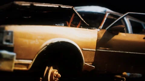 Old rusted crushed car Vidéo 150426165