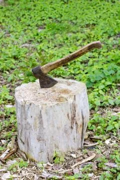 Old rusty ax 스톡 사진