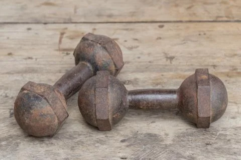 Old rusty dumbell Foto stock