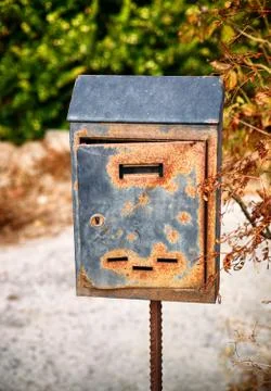 Old rusty mailbox Stock Photos