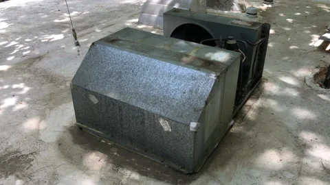 Old RV air conditioner Stock-Footage 198946882