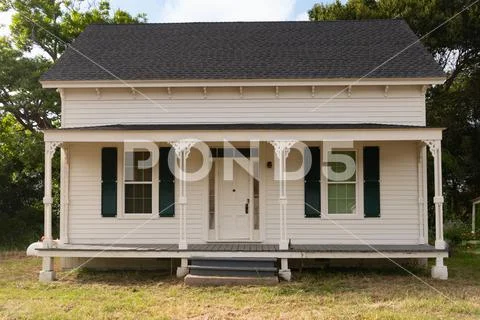 An old scenic home in coastal Pescadero, California Stock Photos