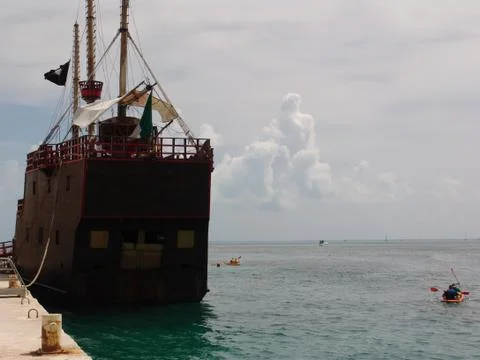 Old ship Stock Photos