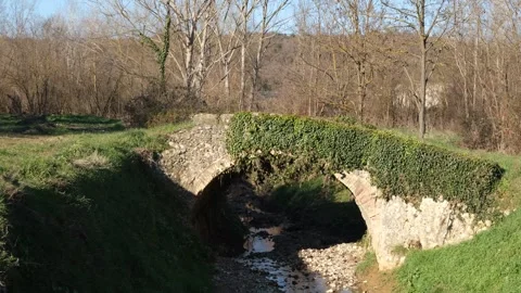 Old small bridge in Tuscany. Stock Footage 296340387