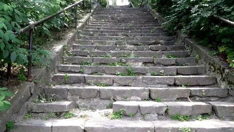 Old stairs up Stockbeeldmateriaal 90601295