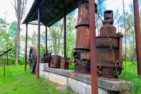 Old steaming threshing machine in Open air Museum of Folk Architecture Stock Photos