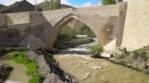 Old stone bridge Stock-Footage 240194363
