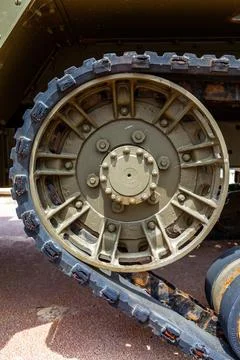 Old tank of second world war on the coast of Arromanches in Normandy Foto stock