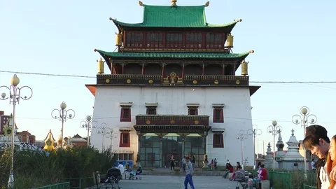 The old temple of the Mongolian monastery Gandan on a summer sunny evening. Stock Footage 121985522