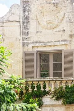 Old textured wall with window Foto stock