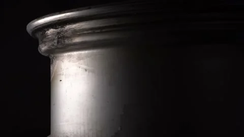 Old titanium rims auto Stockbeeldmateriaal 155014100