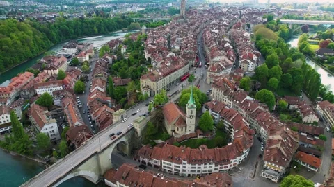 The old town of the city Bern Vidéo 308398539