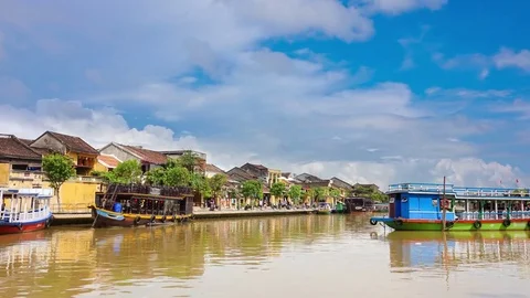 Old town with Thu Bon river in Hoi An city in Vietnam, Heritage sit Stock Footage 70167065