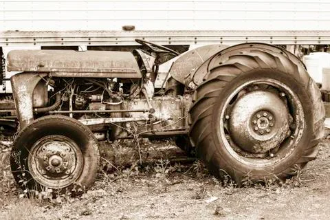 Old tractor Stock Photos