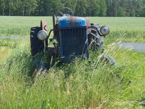 Old tractor Stock Photos