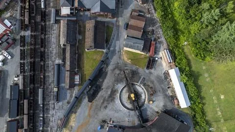 Old Train Yard With Multiple Rail Tracks and Roundhouse in a Historic Locat.. 스톡 사진